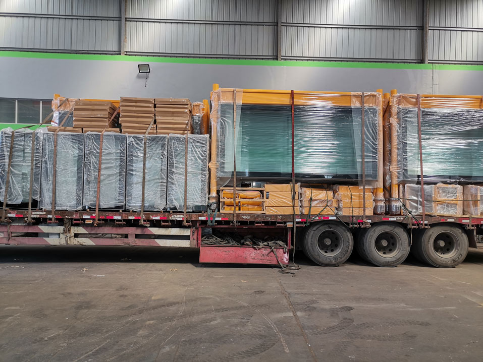 公交站臺發貨圖